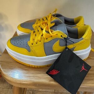 Women’s Nike air 1 elevate- NWT